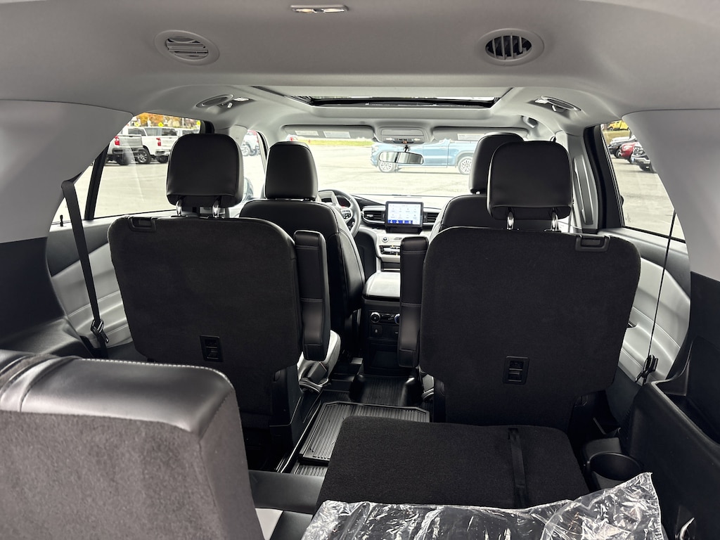 Used 2023 Ford Explorer XLT SUV