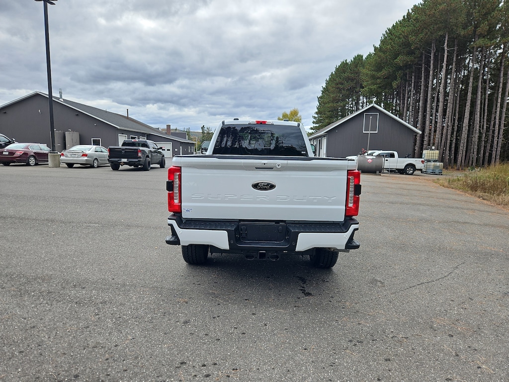 New 2026 Ford Super Duty F-250 Lariat TRUCK