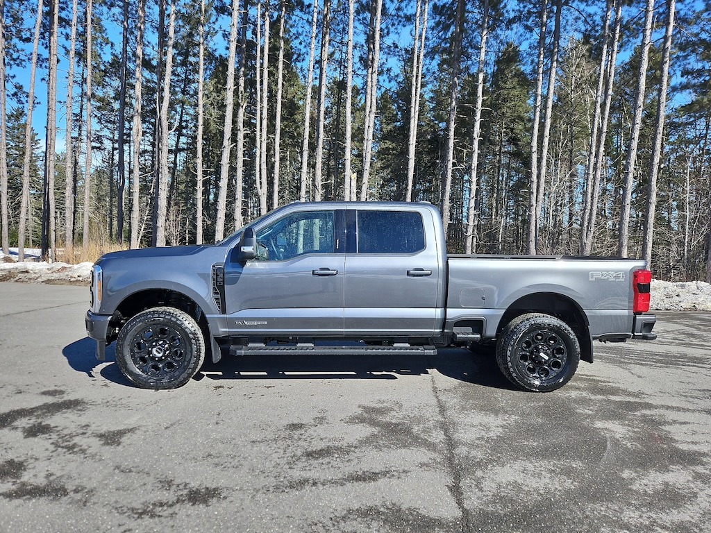 New 2026 Ford Super Duty F-350 Lariat TRUCK