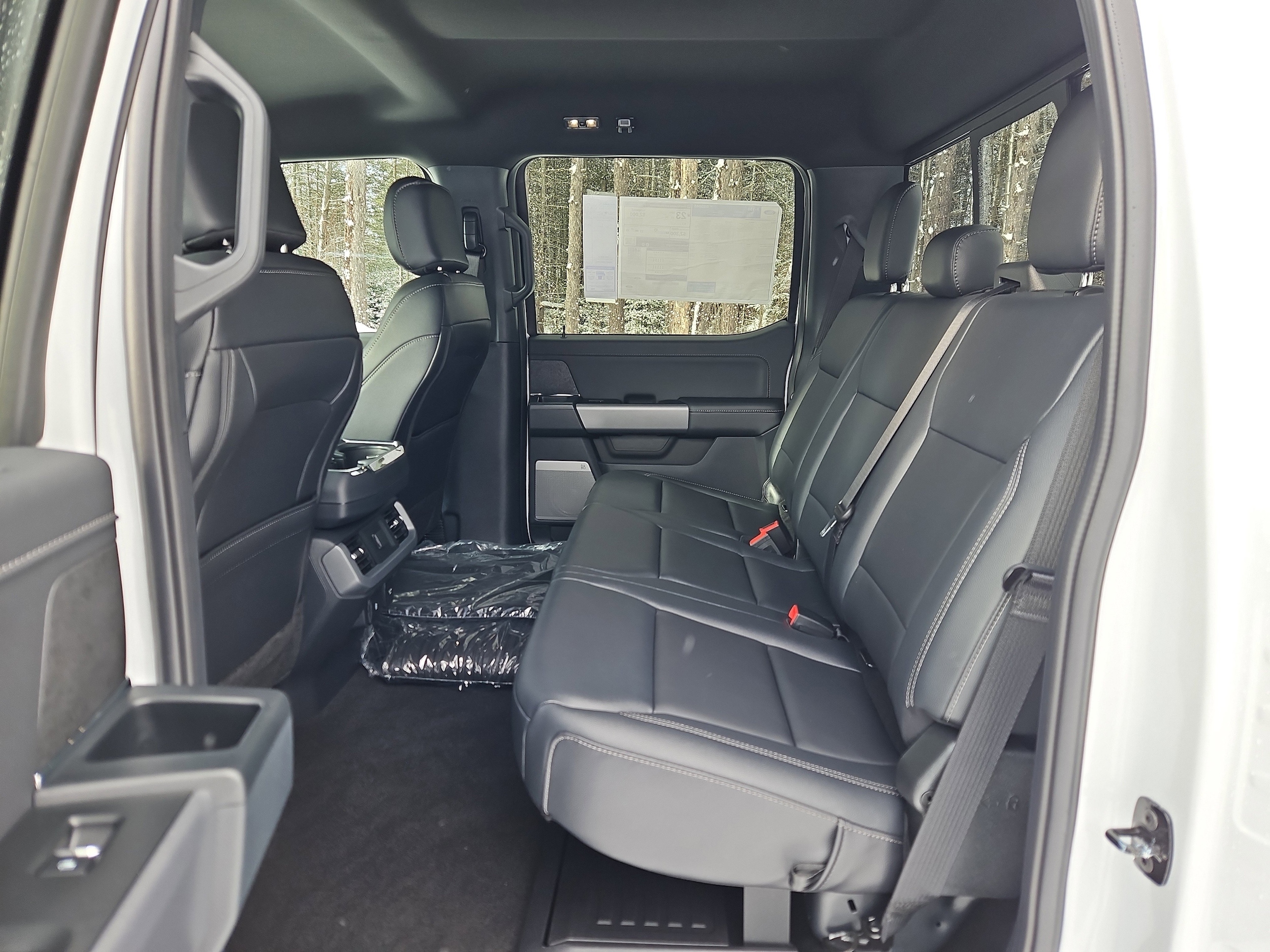 2025 Ford F-150 XLT - Photo 10