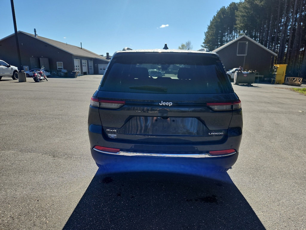 Used 2025 Jeep Grand Cherokee Laredo X SUV