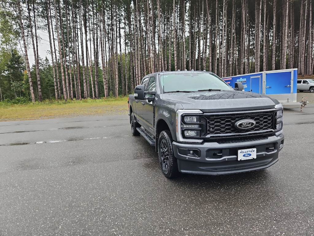 New 2026 Ford Super Duty F-350® Lariat® TRUCK