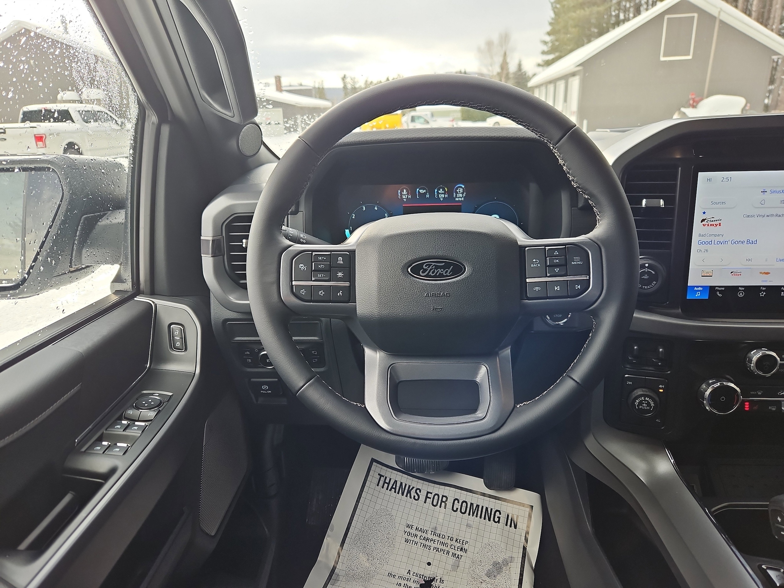 2025 Ford F-150 XLT - Photo 12