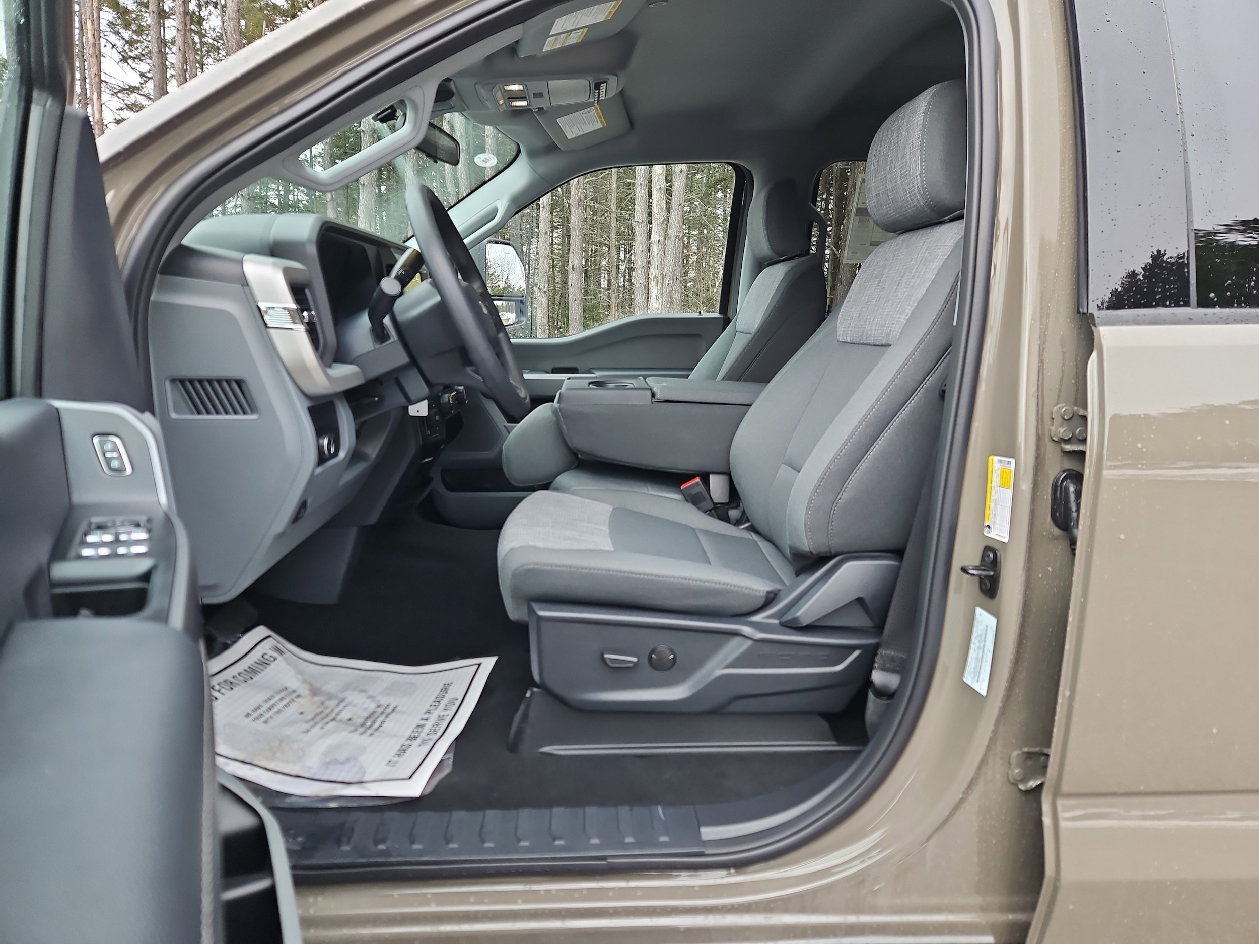 2026 Ford F-250 Super Duty XLT - Photo 15