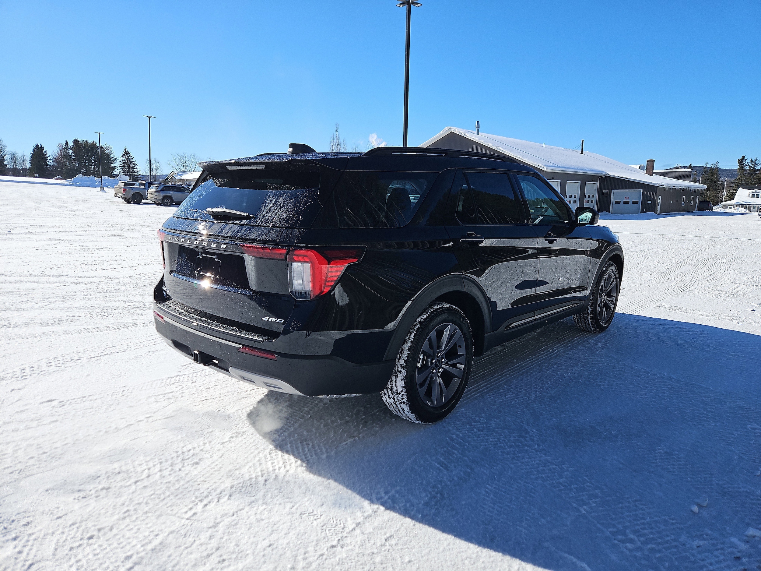 2026 Ford Explorer Active - Photo 6