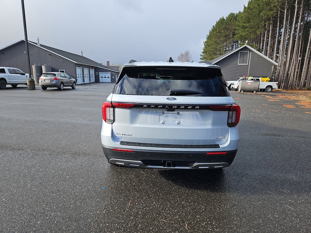 New 2025 Ford Explorer Active SUV