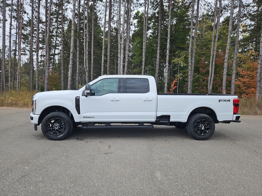 New 2026 Ford Super Duty F-250 Lariat TRUCK