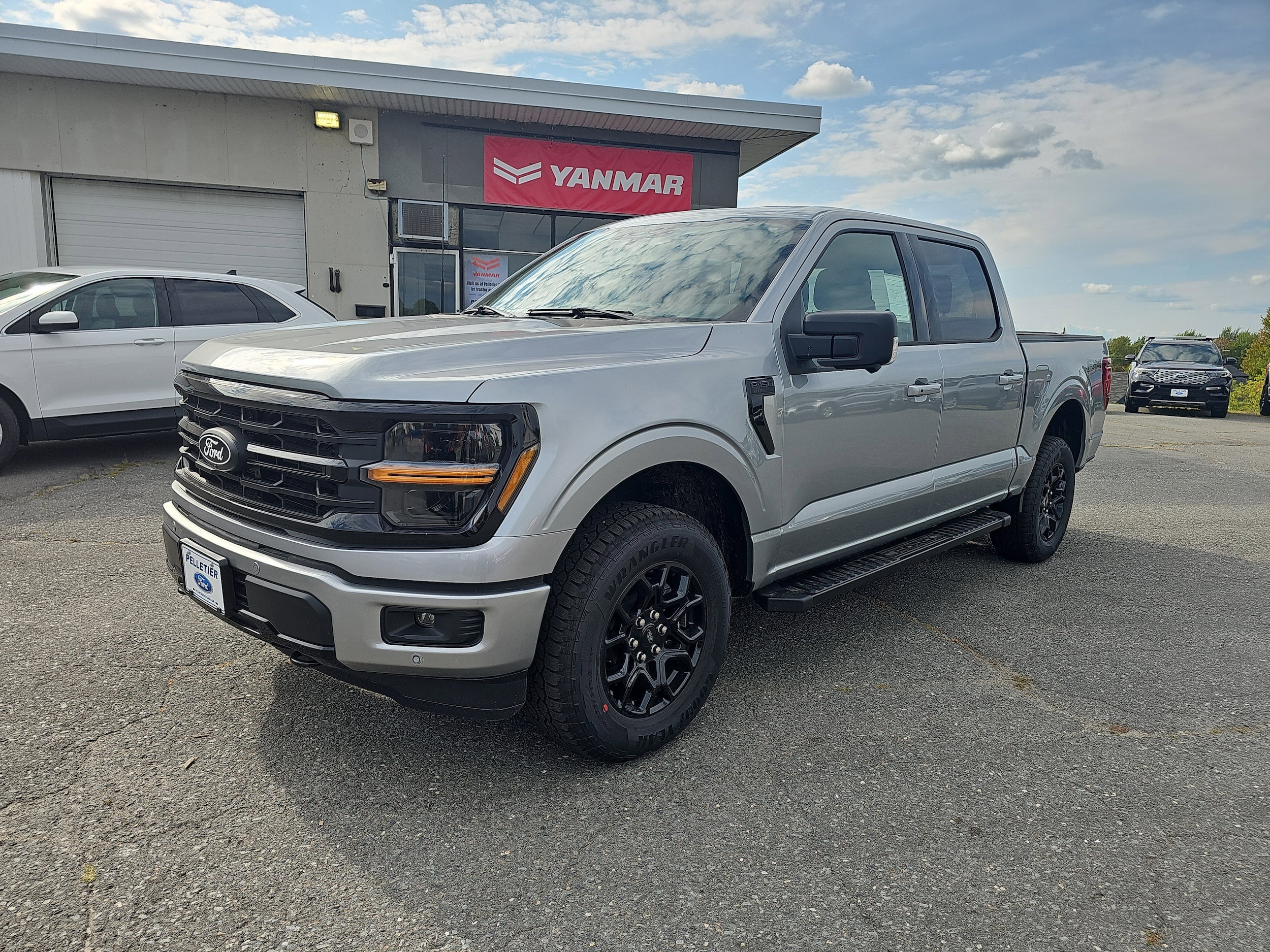 2025 Ford F-150 XLT's photo