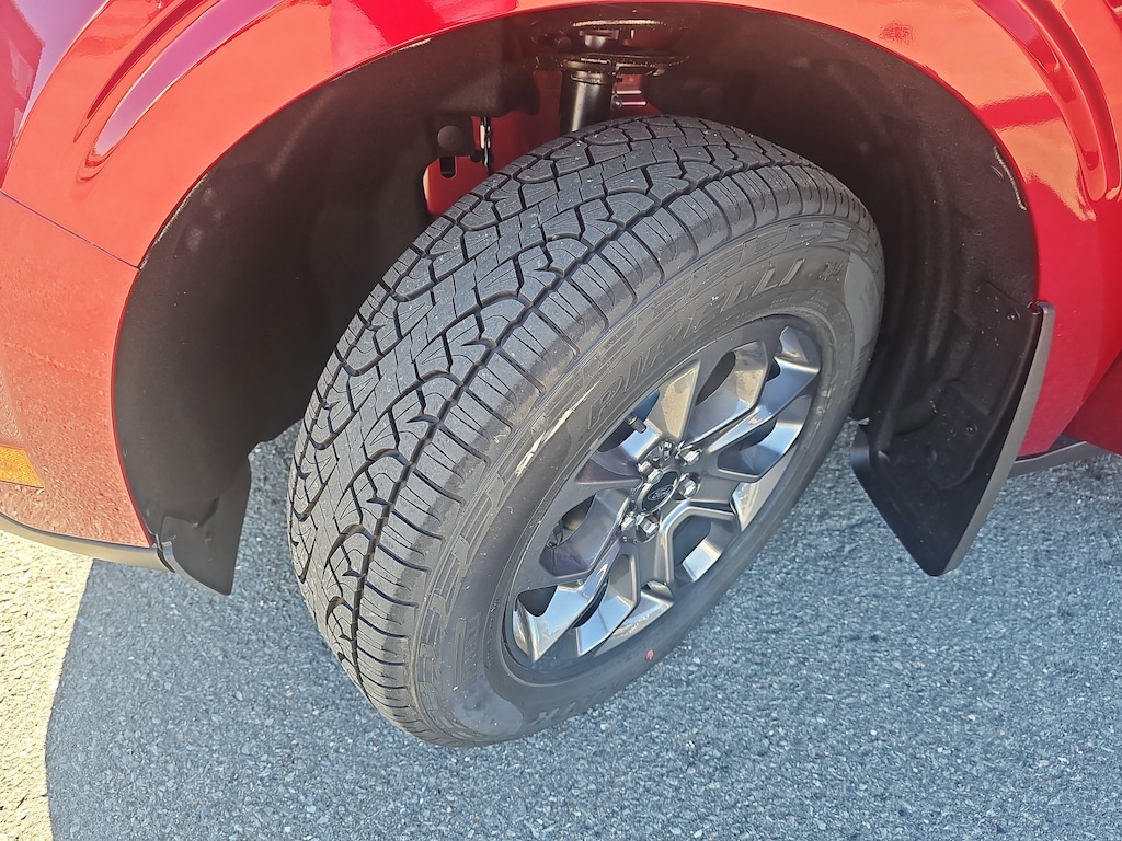 New 2025 Ford Maverick XLT TRUCK