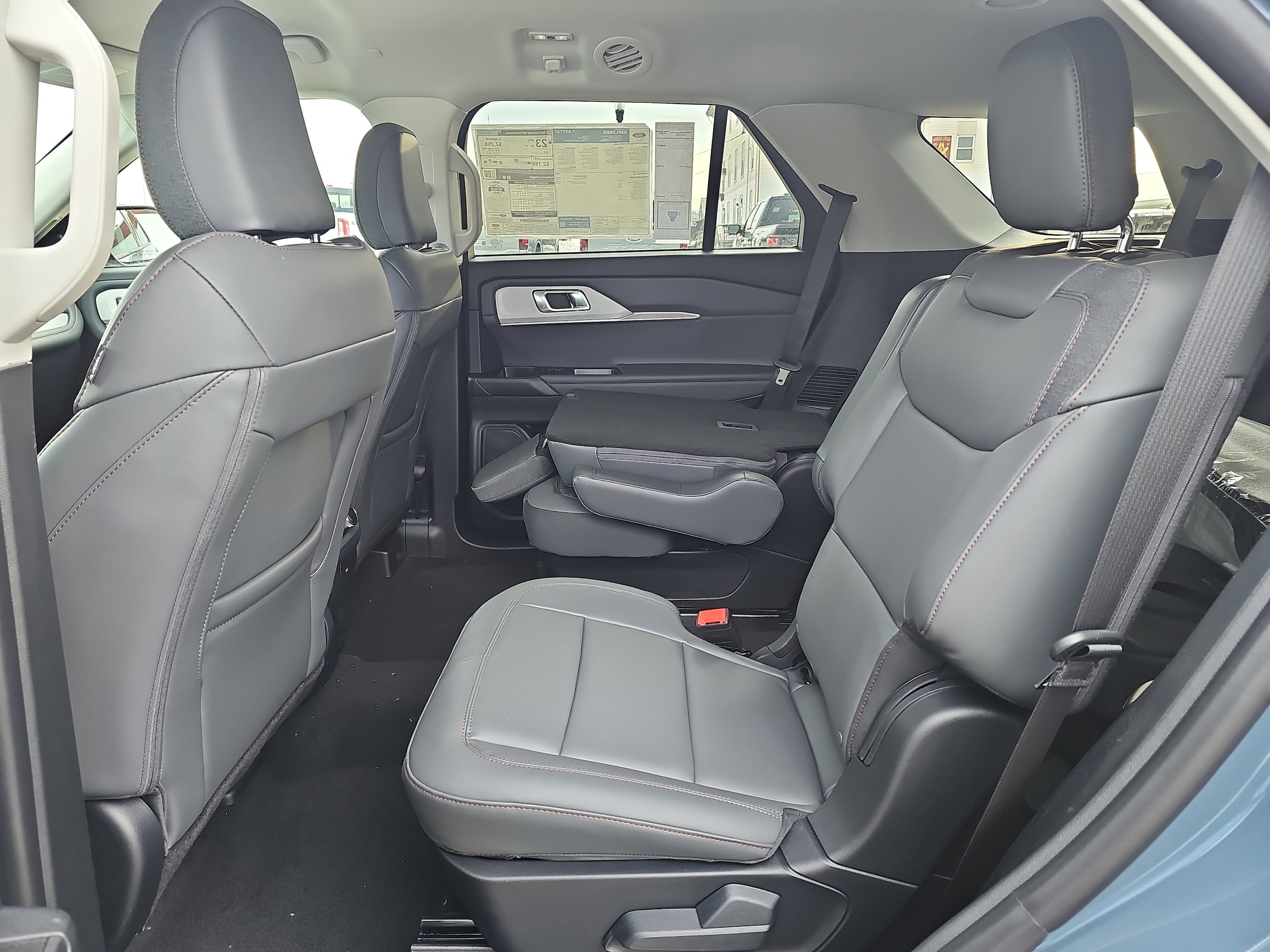 2026 Ford Explorer Active - Photo 12