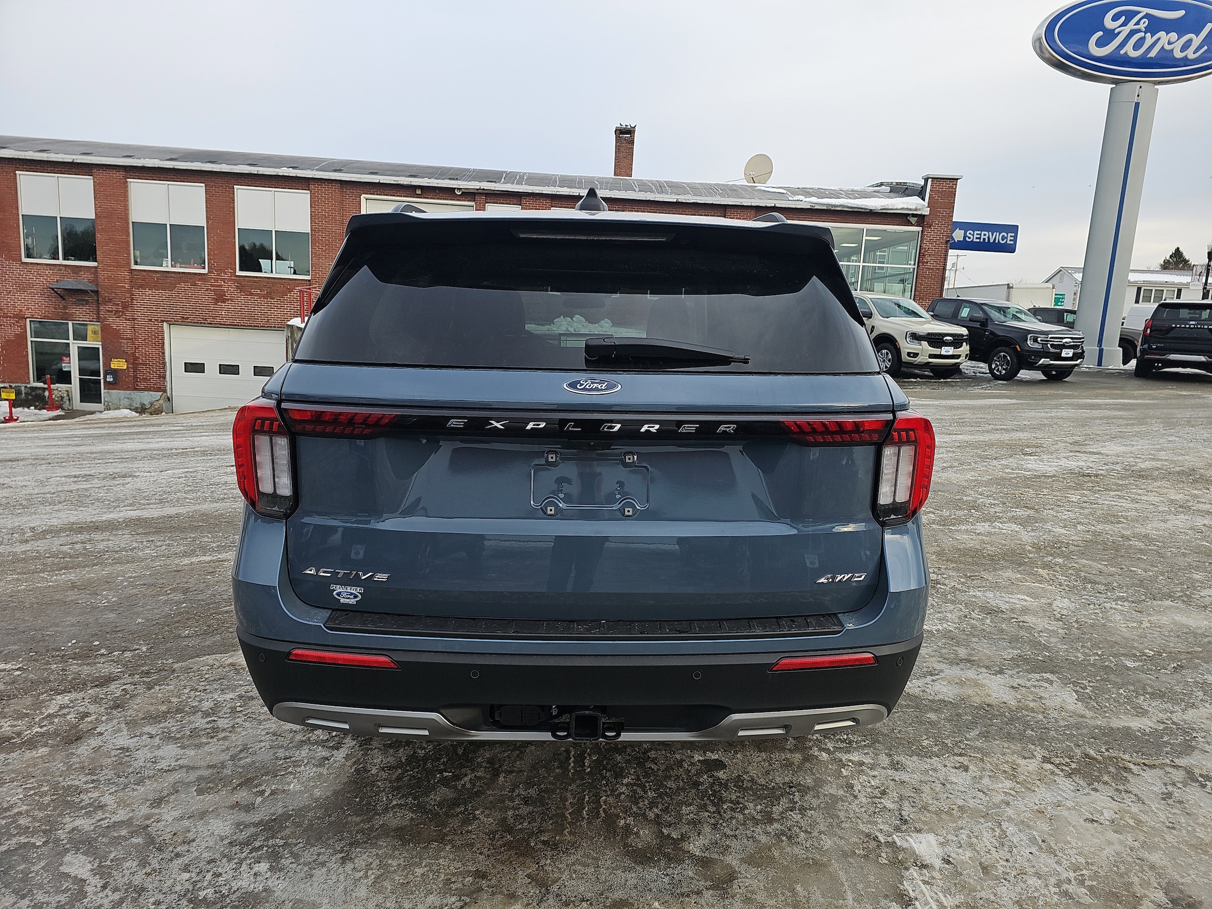 2026 Ford Explorer Active - Photo 6