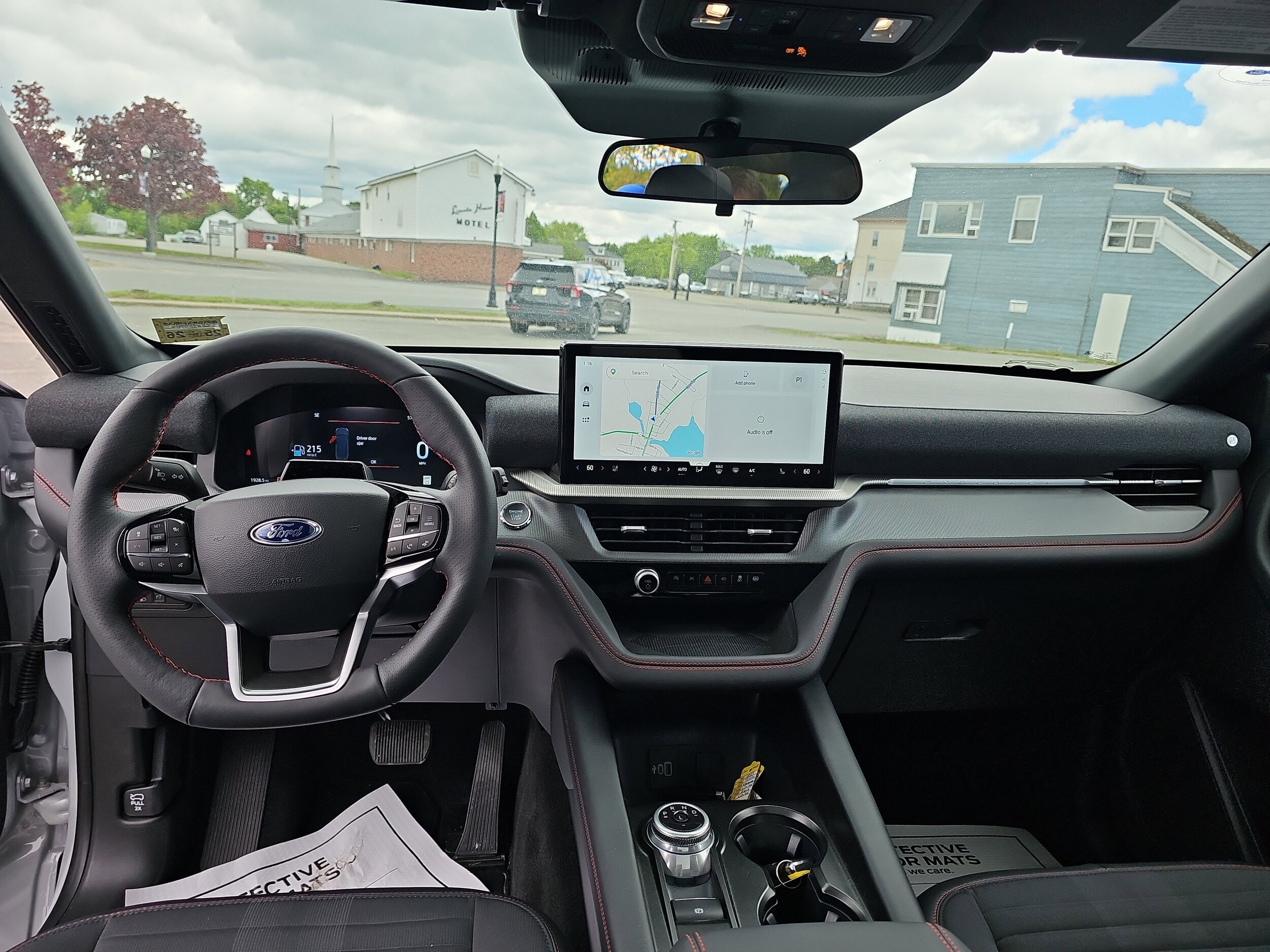 2026 Ford Explorer ST-Line - Photo 16