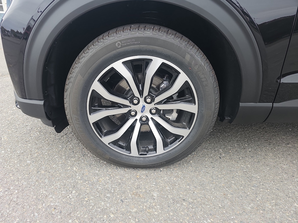 New 2025 Ford Explorer ST-Line SUV