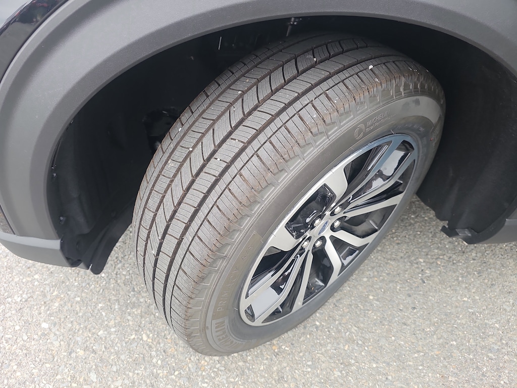 New 2025 Ford Explorer ST-Line SUV