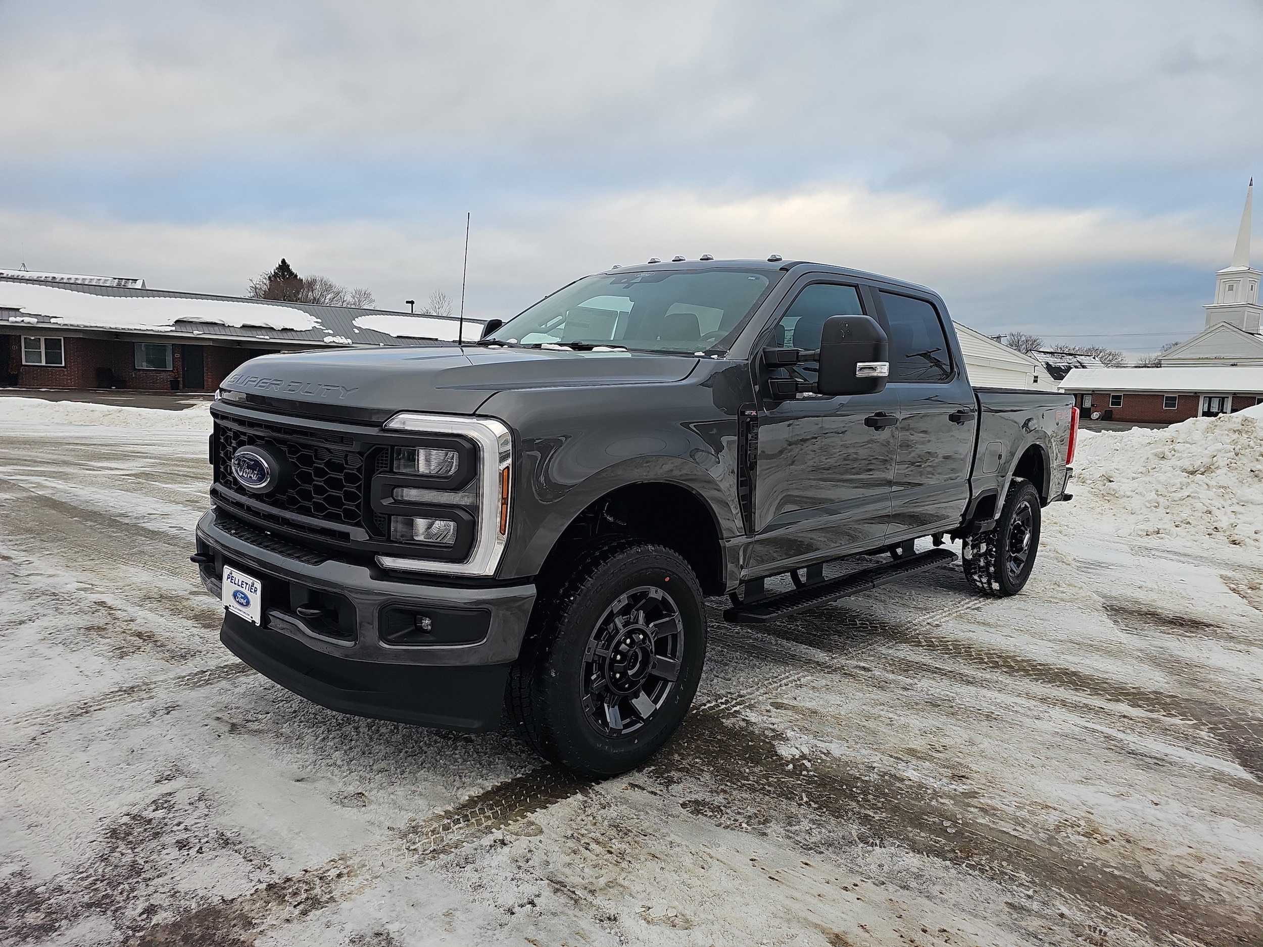 2026 Ford F-350 Super Duty XL's photo