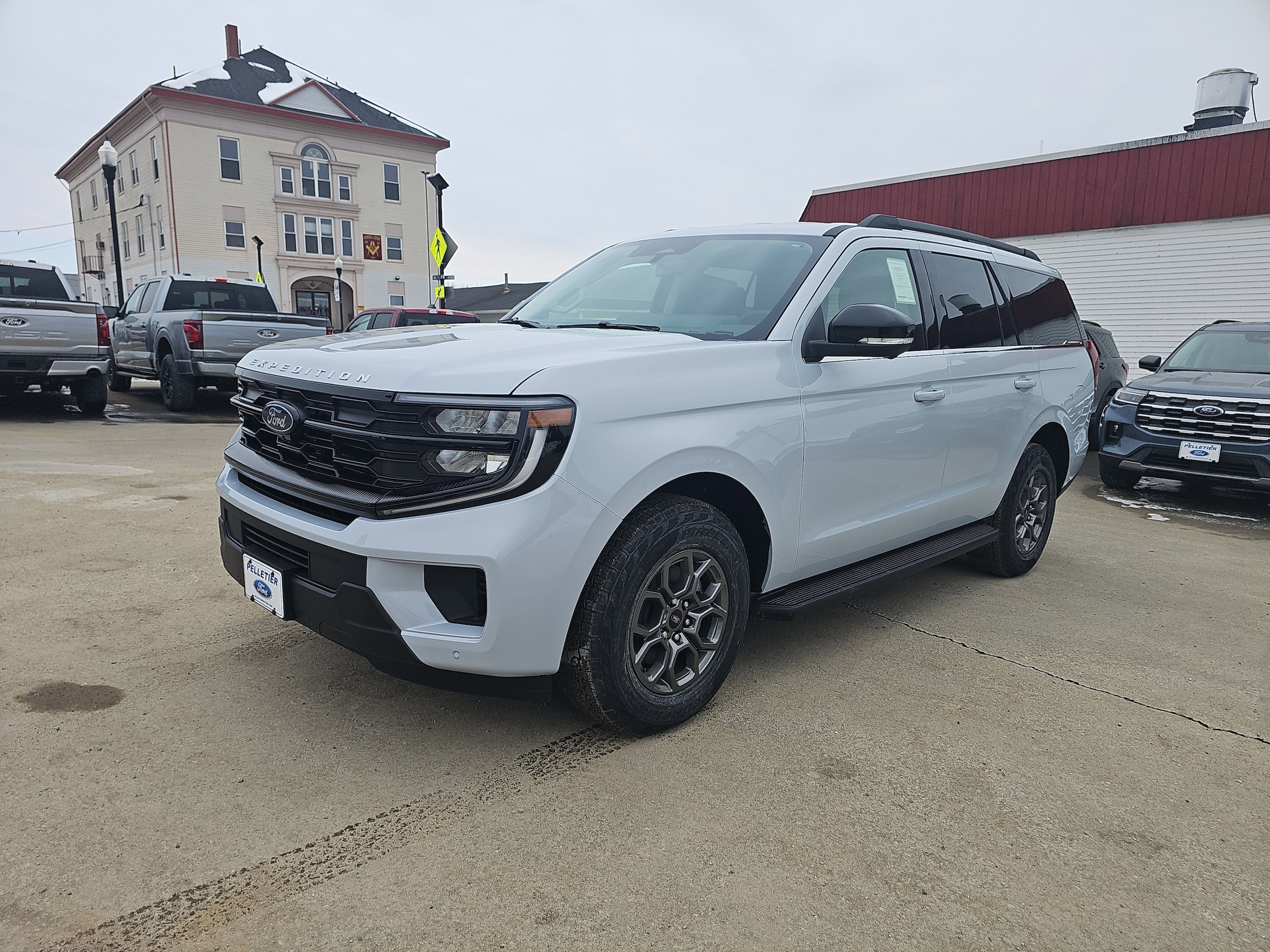 2026 Ford Expedition Active 4x4's photo