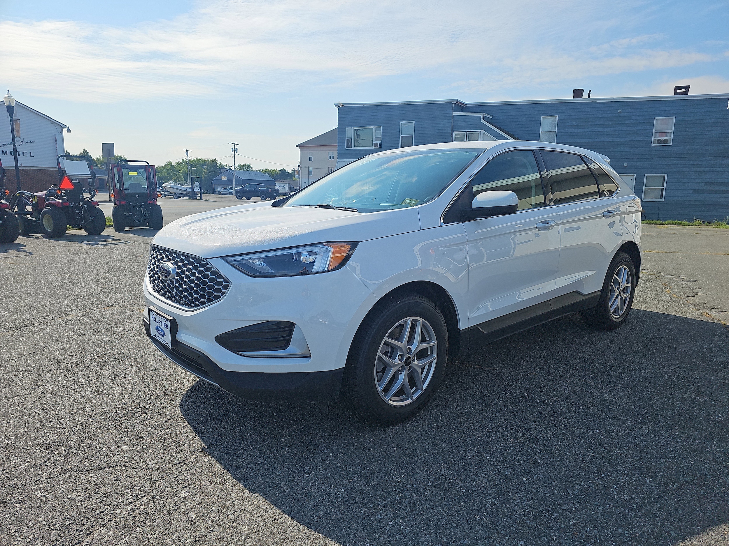 2024 Ford Edge's photo