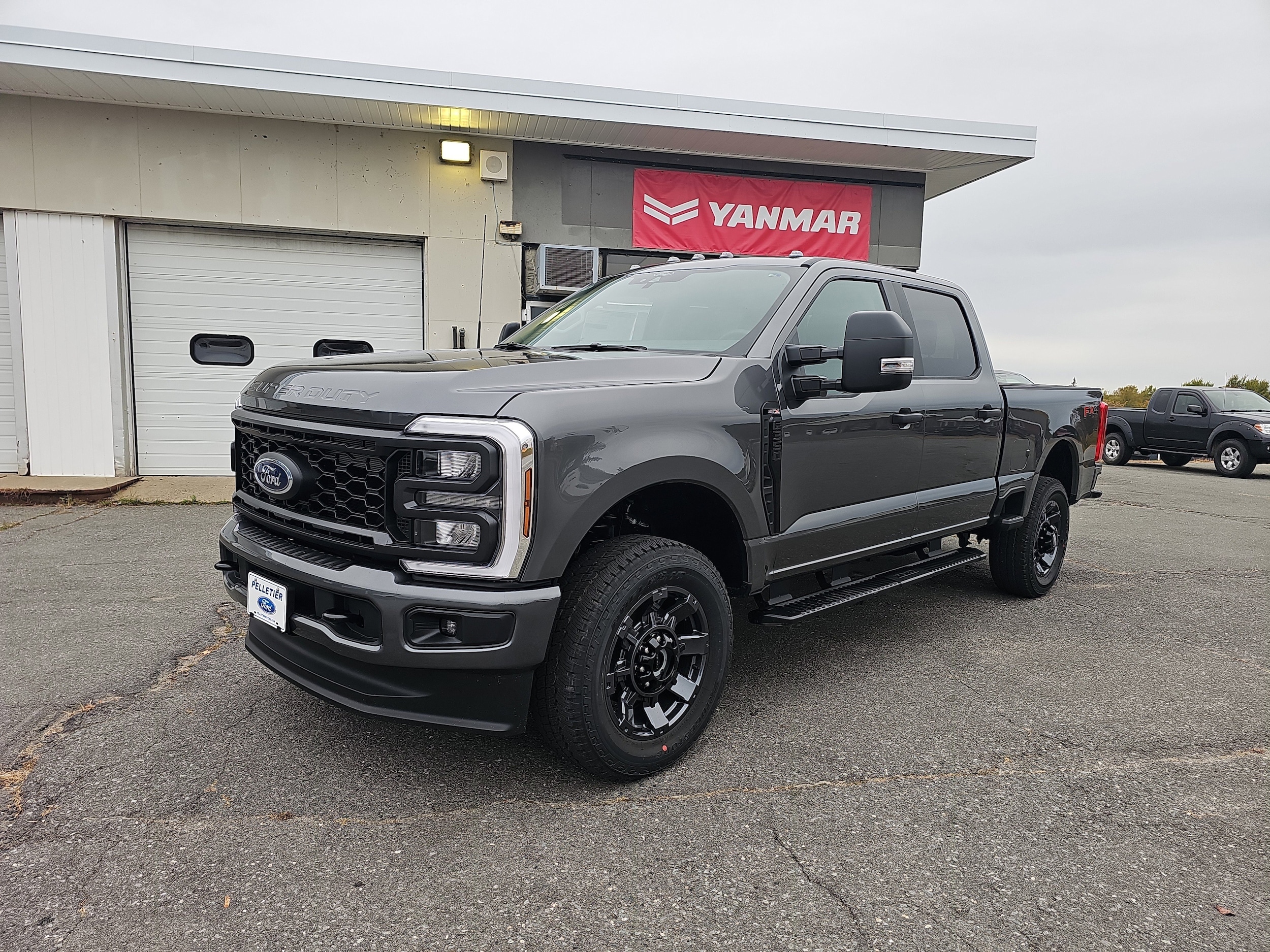 2026 Ford F-350 Super Duty XL's photo