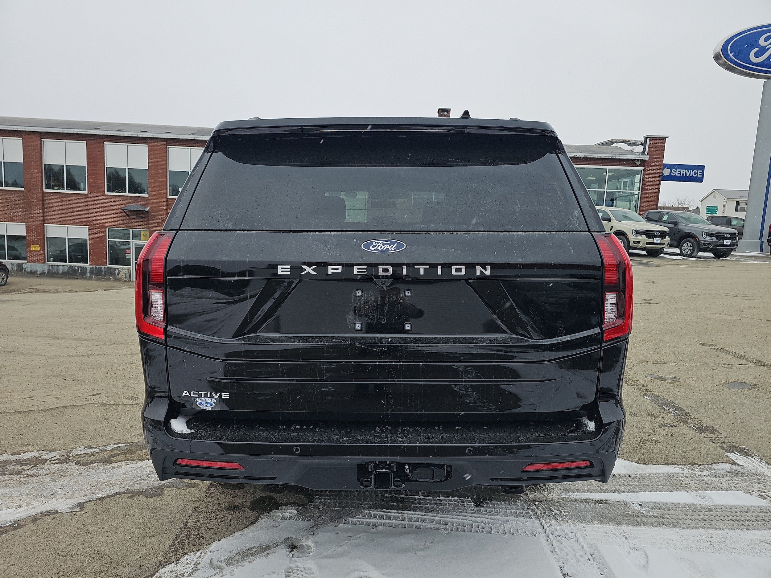 2026 Ford Expedition Active - Photo 6