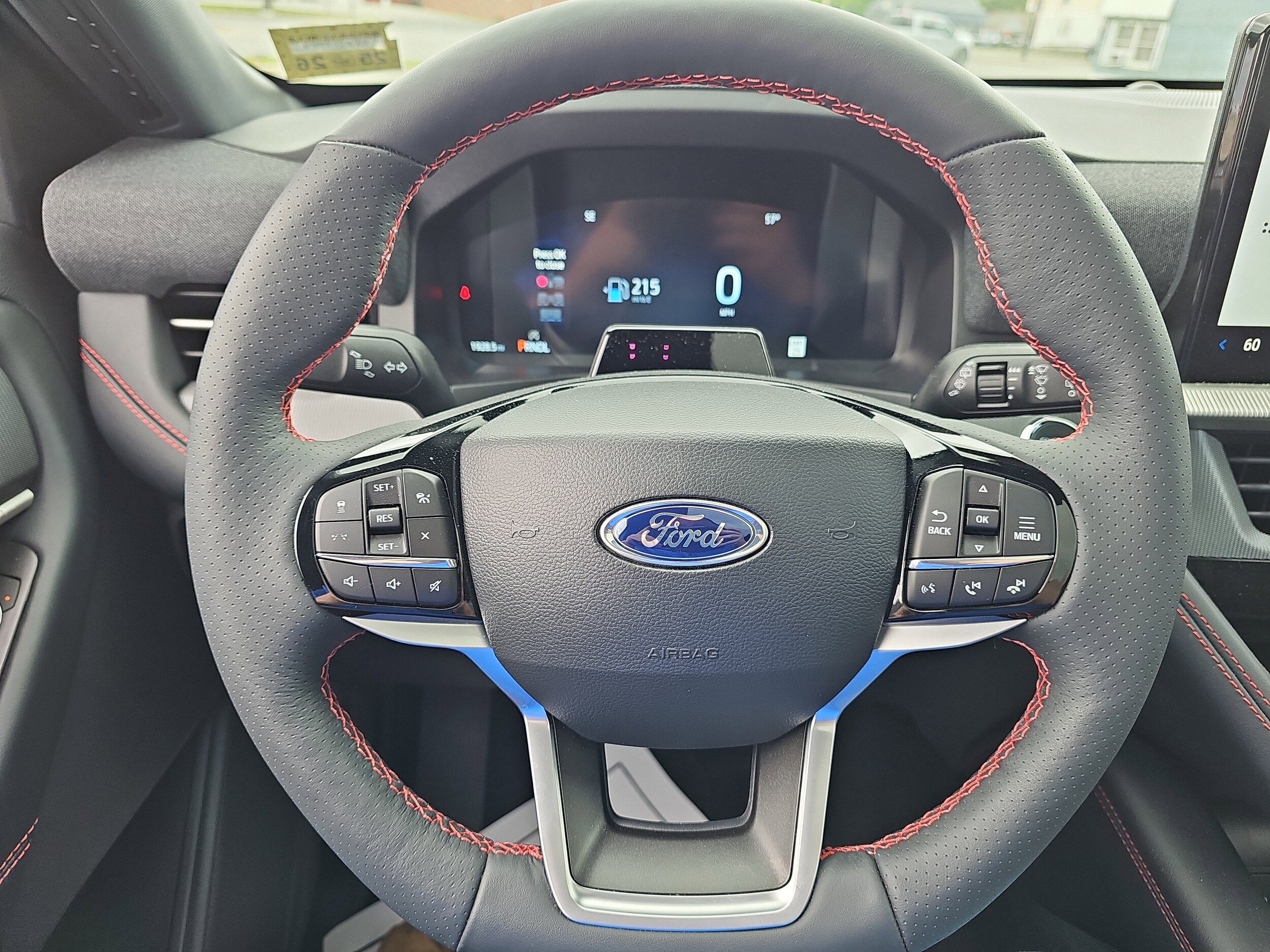 2026 Ford Explorer ST-Line - Photo 20