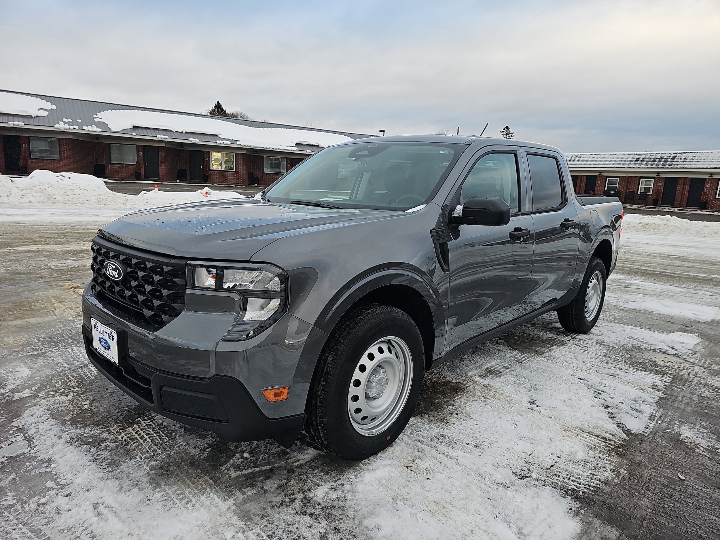 2026 Ford Maverick XL's photo