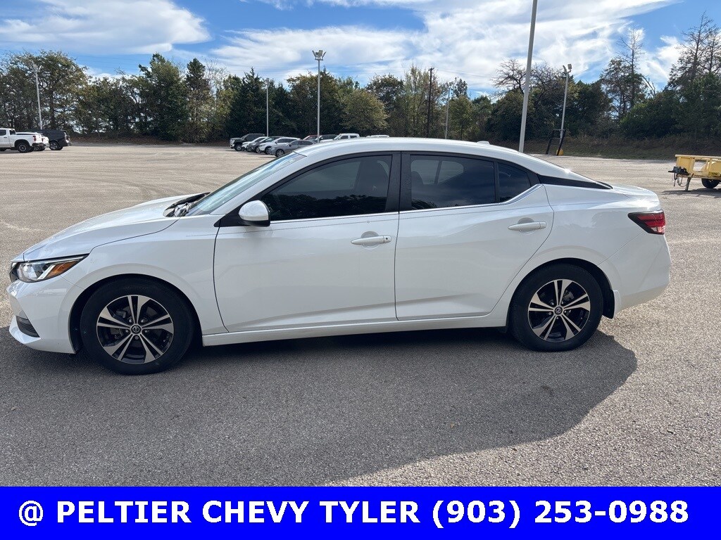 2021 Nissan Sentra SV photo 4