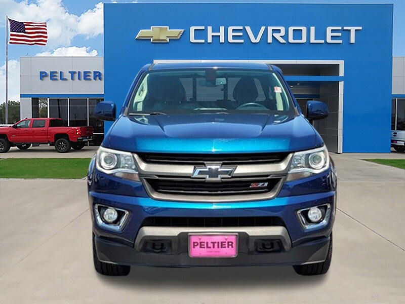 2019 Chevrolet Colorado Z71 photo 2