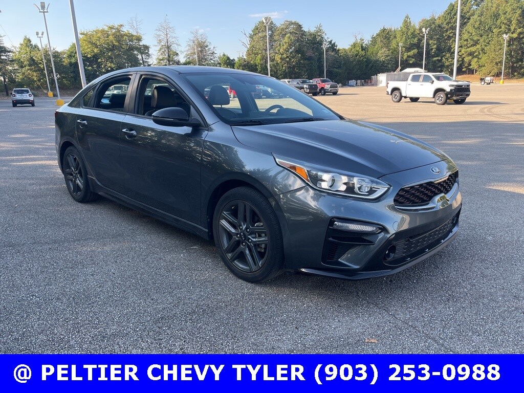 2021 Kia Forte GT-Line photo 3