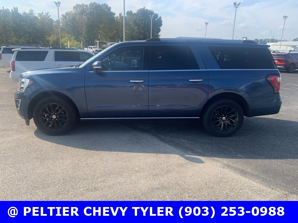 2019 Ford Expedition MAX Limited photo 2