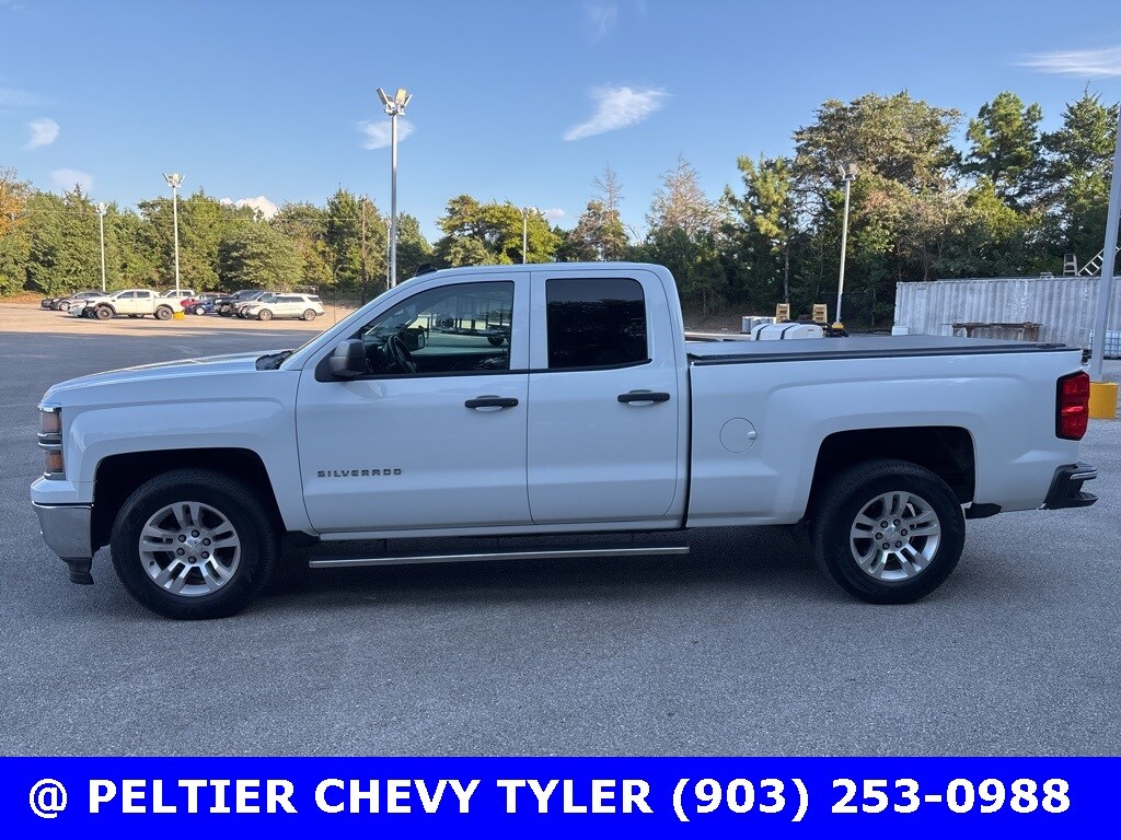 2014 Chevrolet Silverado 1500 LT photo 2