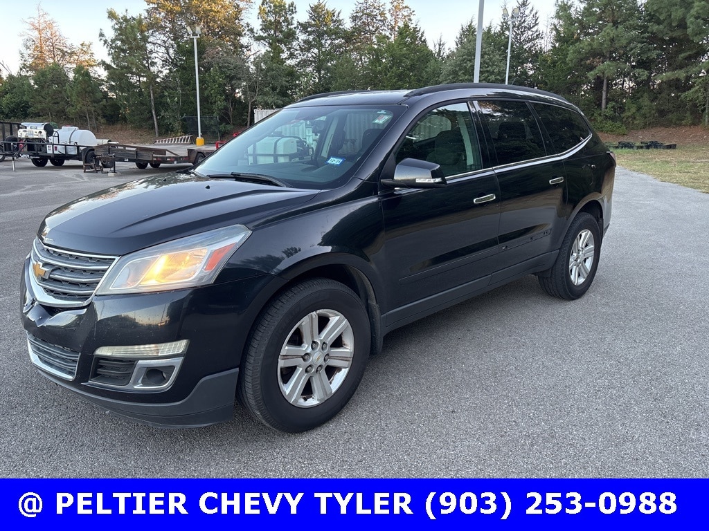 Used 2014 Chevrolet Traverse LT SUV
