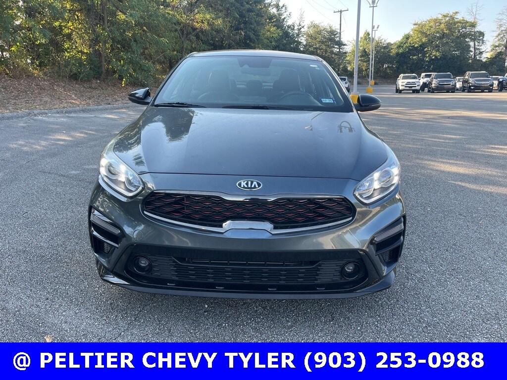 2021 Kia Forte GT-Line photo 2