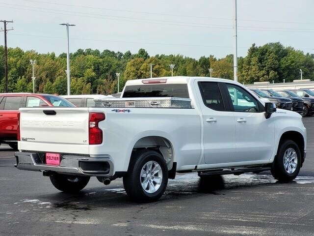 2020 Chevrolet Silverado 1500 LT photo 4