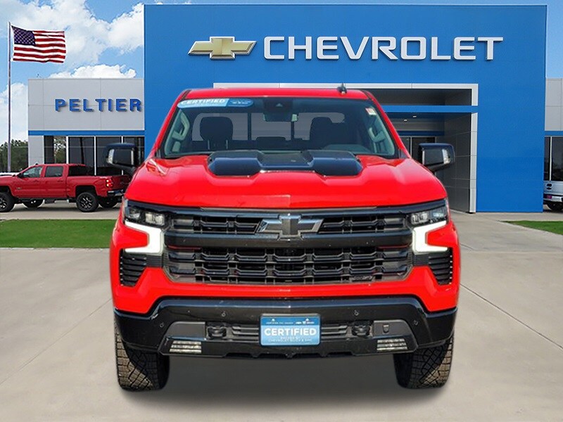 2024 Chevrolet Silverado 1500 LT Trail Boss photo 2