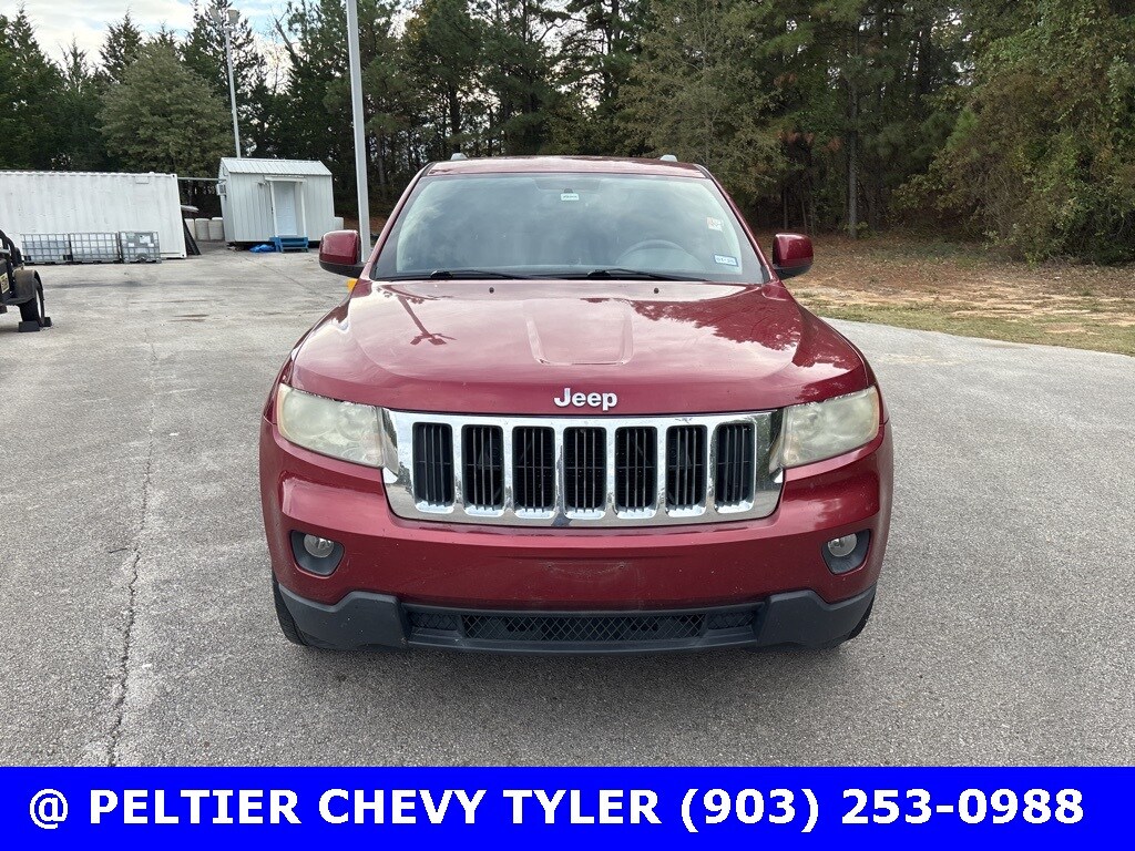 2012 Jeep Grand Cherokee Laredo photo 2