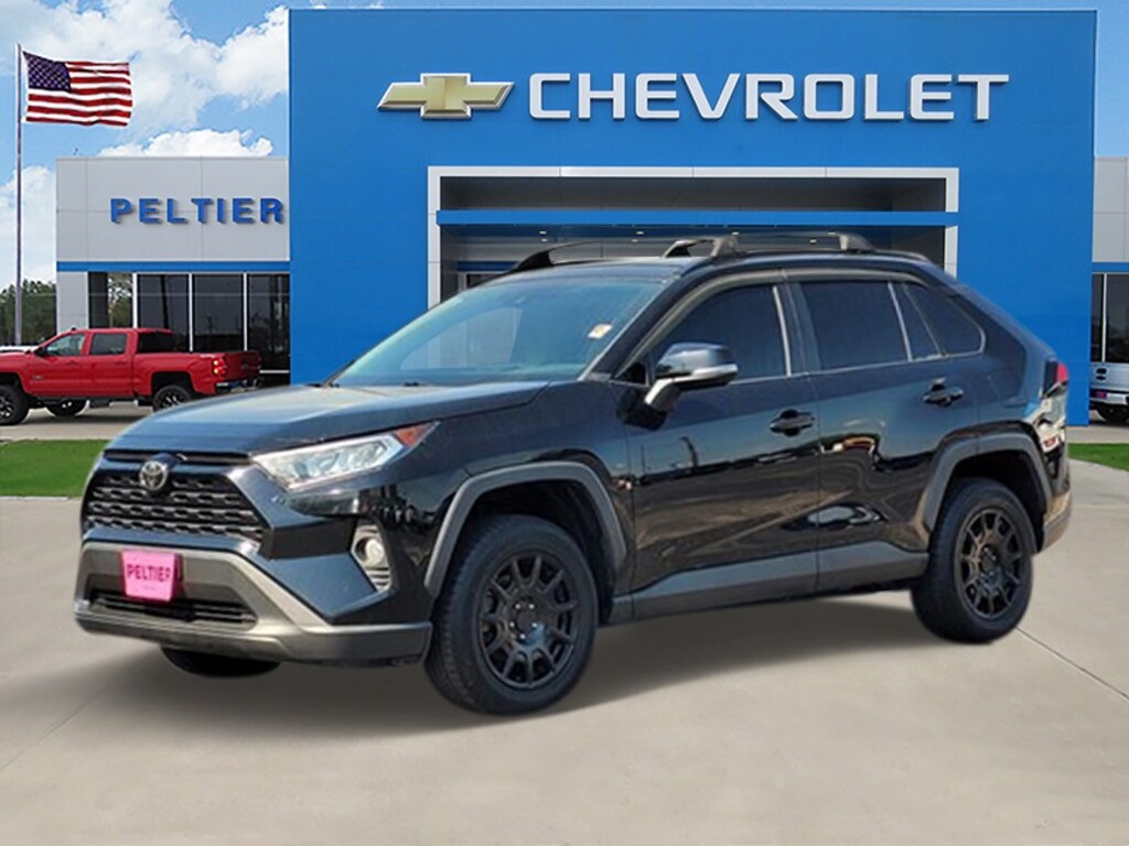 Used 2019 Toyota RAV4 XLE SUV