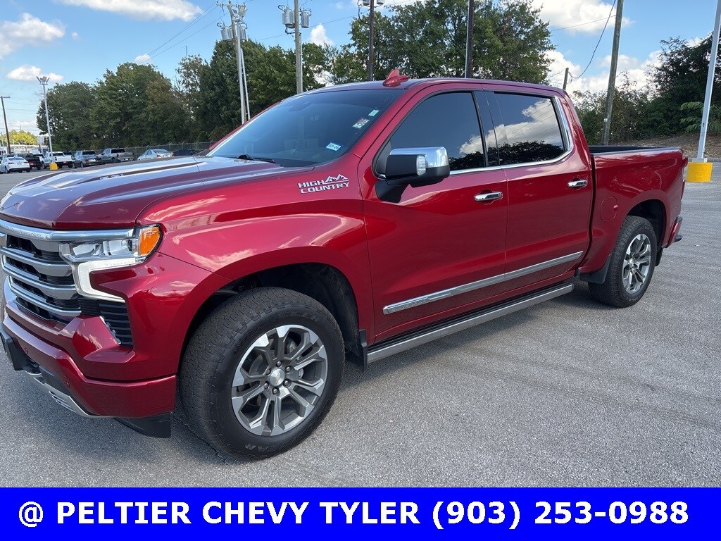 2024 Chevrolet Silverado 1500 High Country photo 3
