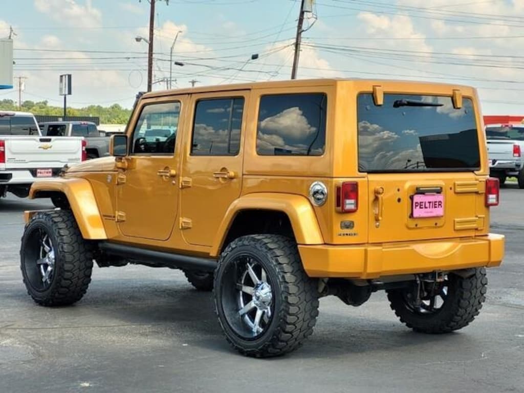 Used 2014 Jeep Wrangler Unlimited Sahara SUV