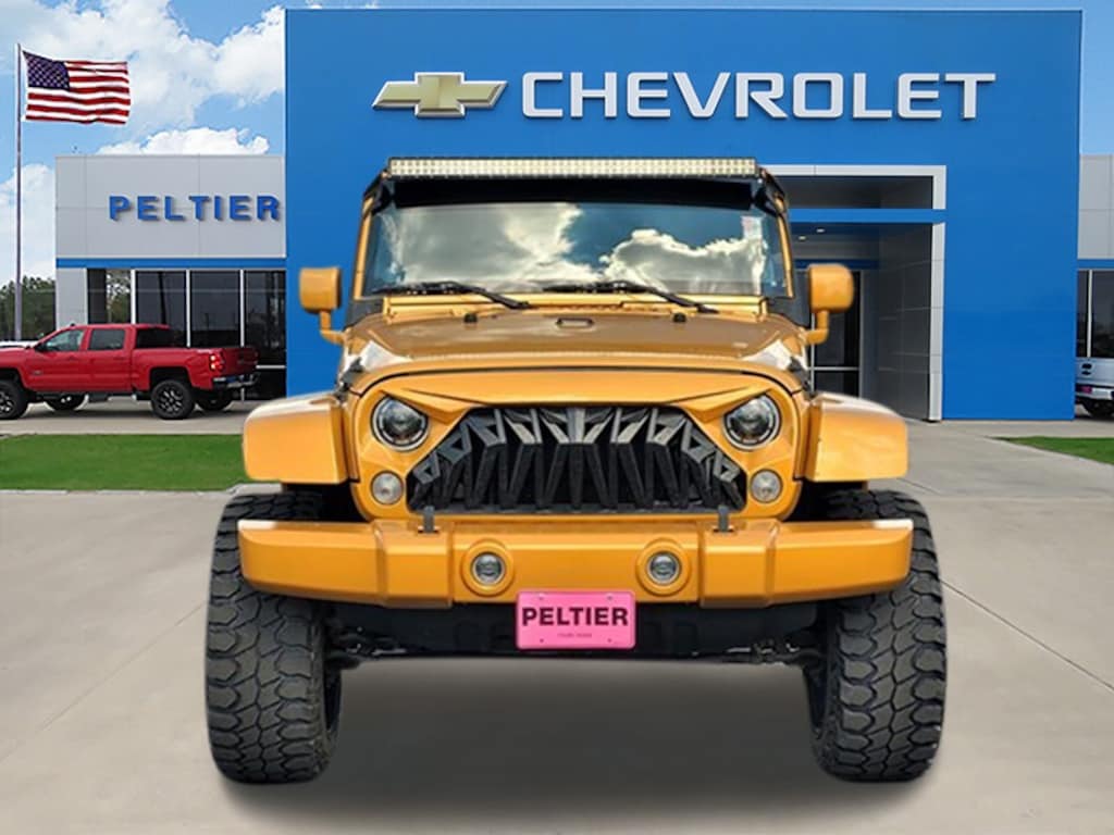 Used 2014 Jeep Wrangler Unlimited Sahara SUV