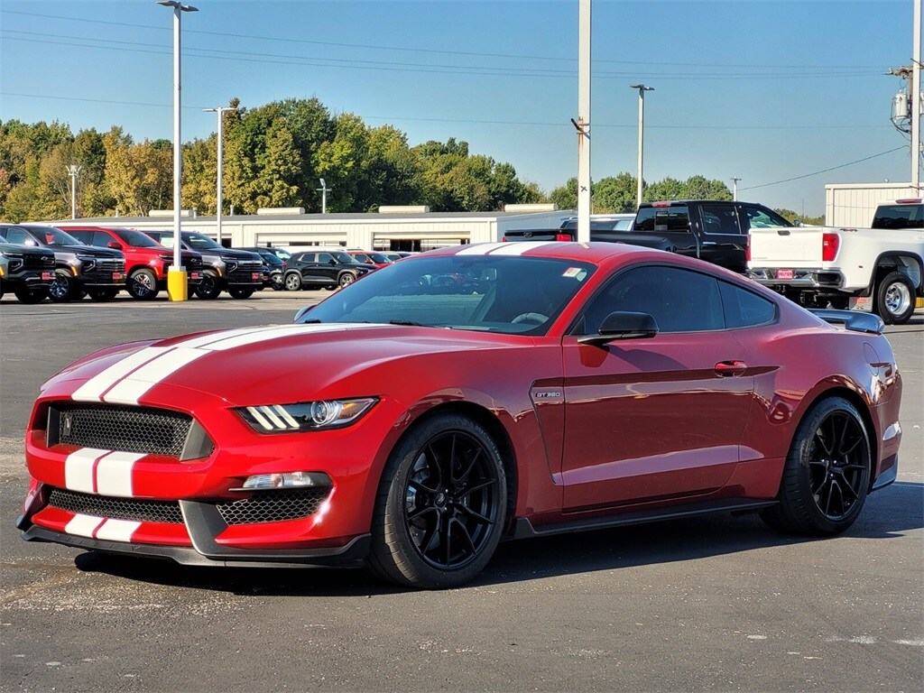 2020 Ford Mustang Shelby GT350 photo 3