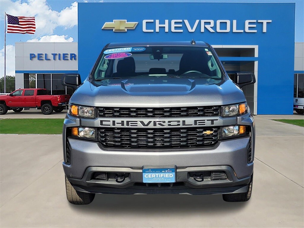2022 Chevrolet Silverado 1500 Custom photo 2