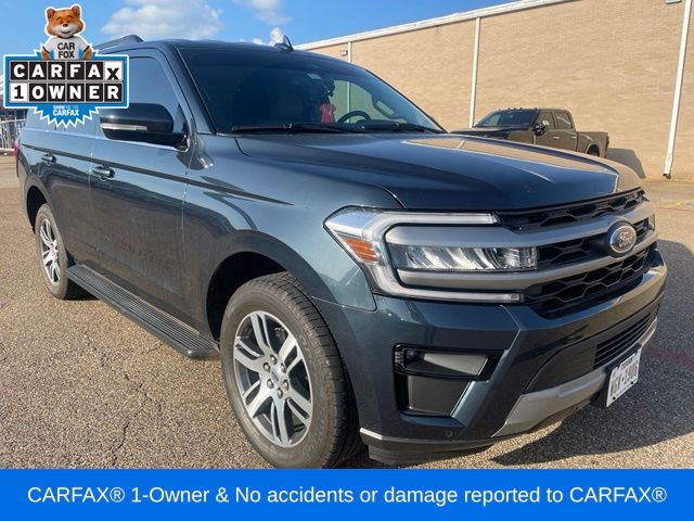 2024 Ford Expedition XLT's photo