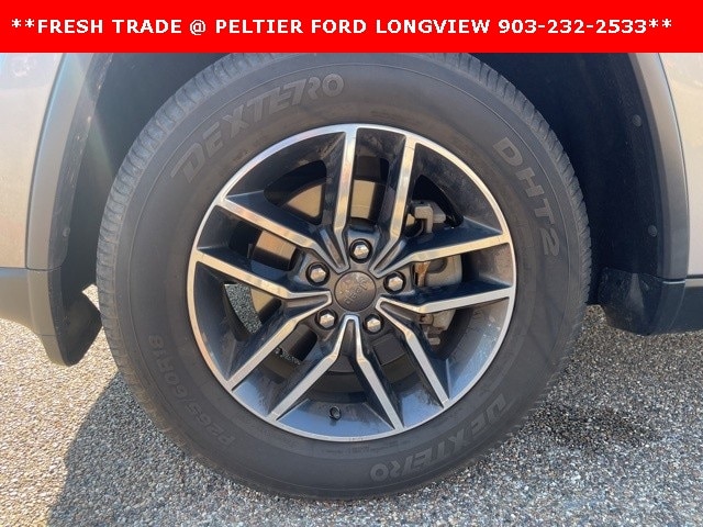2019 Jeep Grand Cherokee Limited photo 4