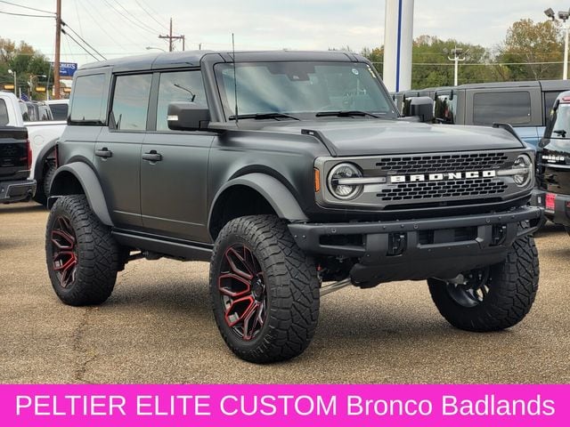 2025 Ford Bronco 4-Door Badlands's photo