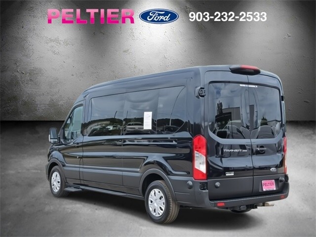 2023 Ford Transit Passenger XL photo 3