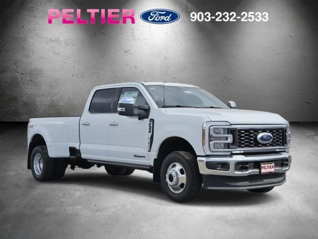 2025 Ford F-350 Super Duty Lariat's photo