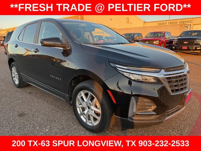 2022 Chevrolet Equinox LT's photo