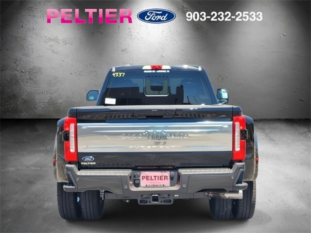 2025 Ford F-350 King Ranch photo 4