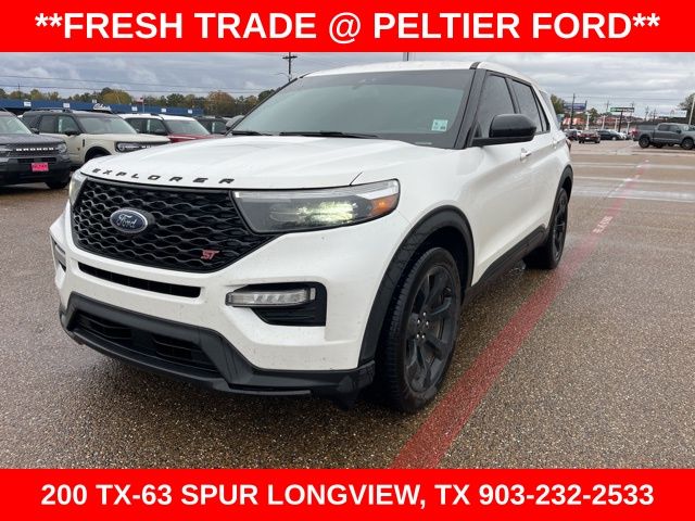 2022 Ford Explorer ST photo 3