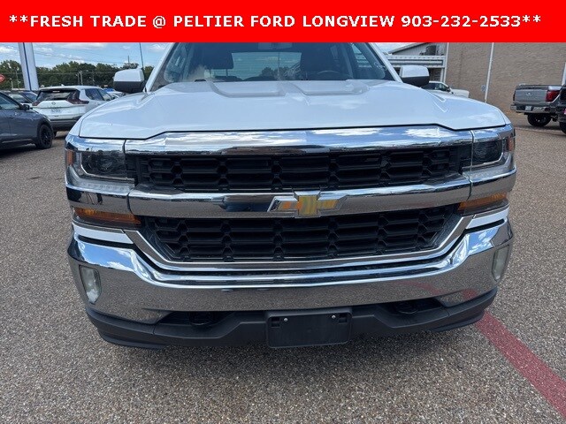 2018 Chevrolet Silverado 1500 LT photo 2